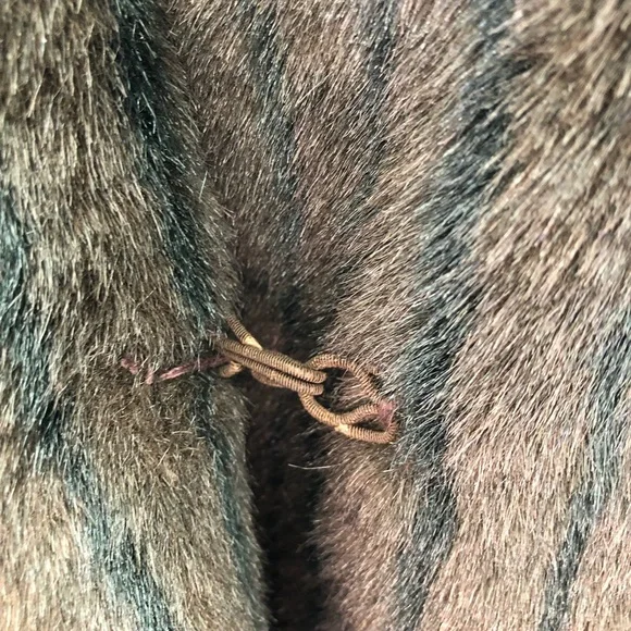 Vintage Jordache faux fur coat - Picture 9 of 16